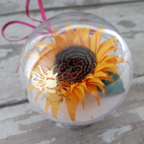 A Sunflower of Hope Despite the darkness quote bubble