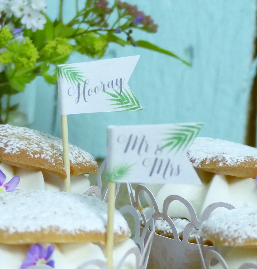 wedding cupcake flag tropical leaf decor