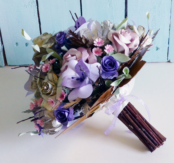 Natural paper posy