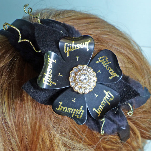 Gibson plectrum headband