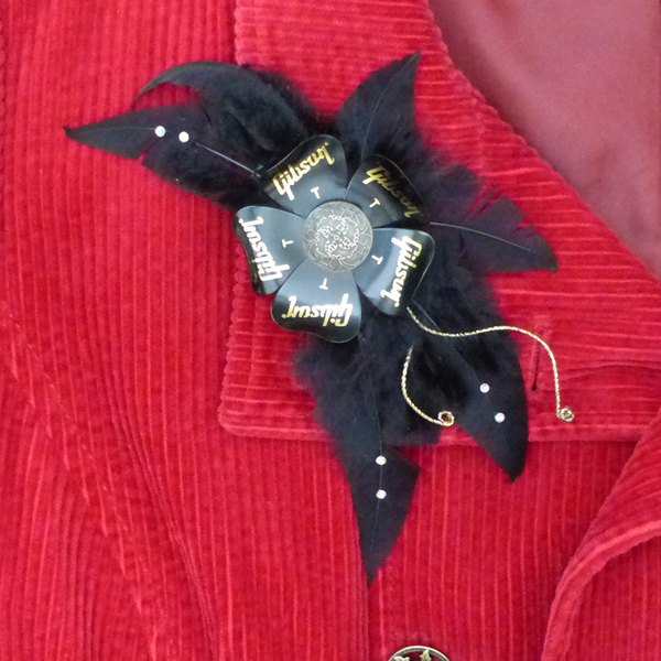 Gibson guitar pick corsage or hairclip