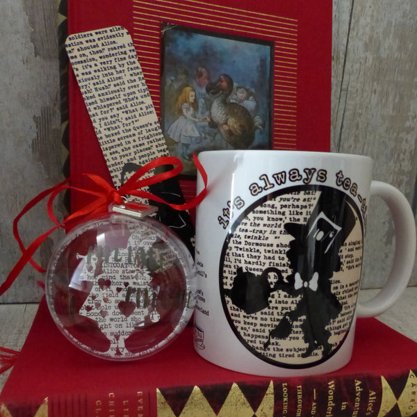 Alice in Wonderland Readers boxed gift set